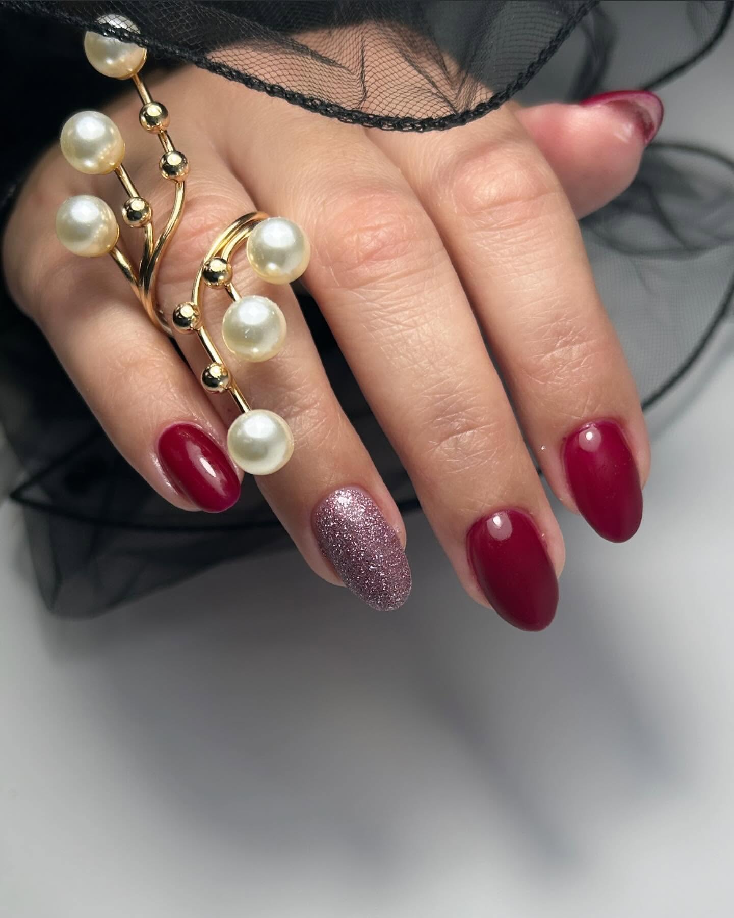 Burgundy & Pearls